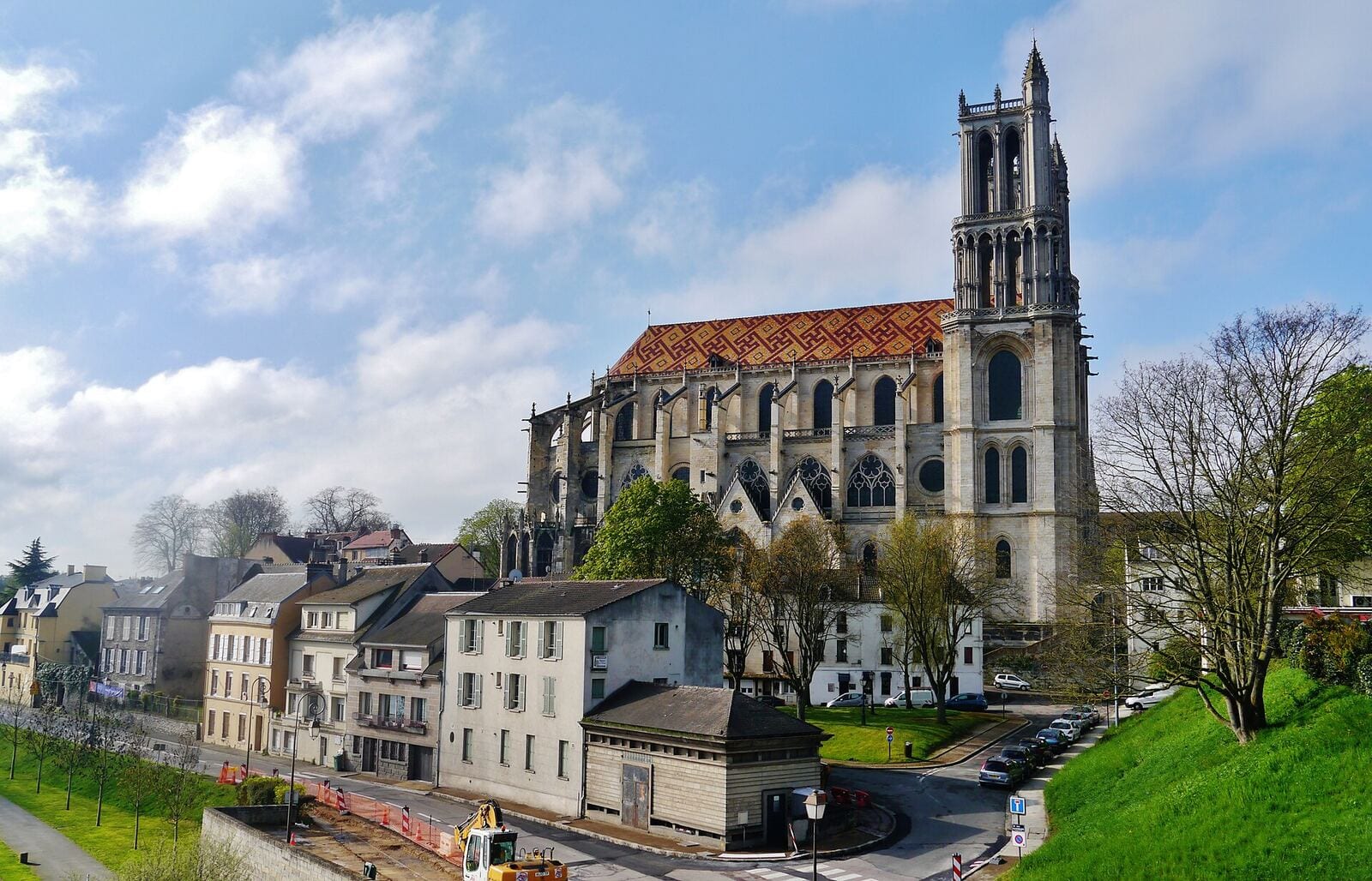 Façade et clocher de la Collégiale Notre-Dame de Mantes-la-Jolie